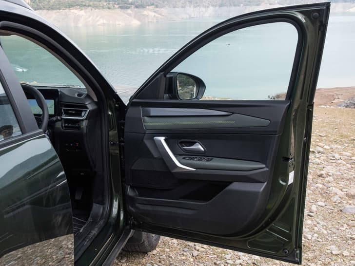 New Renault Duster interior RIGHT SIDE REAR DOOR CABIN VIEW