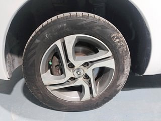 Used 2015 Datsun GO [2014-2019] T Petrol Manual tyres LEFT FRONT TYRE RIM VIEW