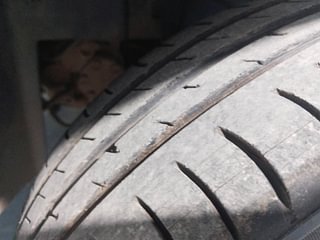Used 2015 Datsun GO [2014-2019] T Petrol Manual tyres LEFT FRONT TYRE TREAD VIEW