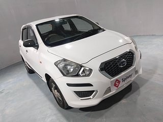 Used 2015 Datsun GO [2014-2019] T Petrol Manual exterior RIGHT FRONT CORNER VIEW