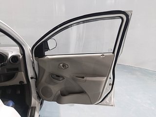 Used 2015 Datsun GO [2014-2019] T Petrol Manual interior RIGHT FRONT DOOR OPEN VIEW