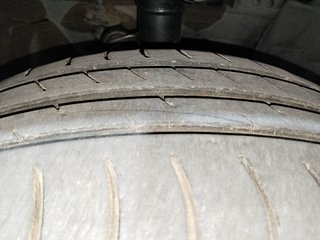 Used 2015 Nissan Sunny [2014-2020] XL Petrol Manual tyres RIGHT FRONT TYRE TREAD VIEW