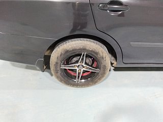 Used 2015 Nissan Sunny [2014-2020] XL Petrol Manual tyres RIGHT REAR TYRE RIM VIEW