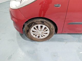 Used 2013 Hyundai i10 [2010-2016] Magna 1.2 Petrol Petrol Manual tyres LEFT FRONT TYRE RIM VIEW