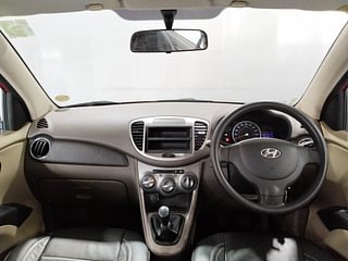 Used 2013 Hyundai i10 [2010-2016] Magna 1.2 Petrol Petrol Manual interior DASHBOARD VIEW