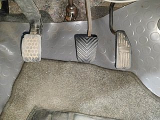 Used 2012 Chevrolet Beat LT Petrol Petrol Manual interior PEDALS VIEW