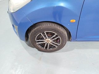 Used 2012 Chevrolet Beat LT Petrol Petrol Manual tyres LEFT FRONT TYRE RIM VIEW