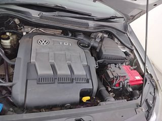 Used 2014 Volkswagen Polo [2010-2014] Highline 1.2 (D) Diesel Manual engine ENGINE LEFT SIDE VIEW