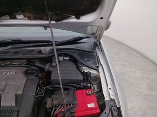 Used 2014 Volkswagen Polo [2010-2014] Highline 1.2 (D) Diesel Manual engine ENGINE LEFT SIDE HINGE & APRON VIEW