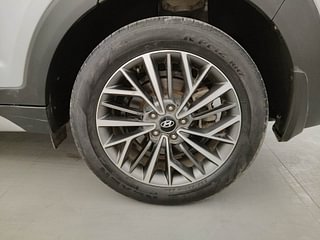 Used 2021 Hyundai Tucson GLS 4WD AT Diesel Diesel Automatic tyres LEFT REAR TYRE RIM VIEW
