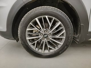 Used 2021 Hyundai Tucson GLS 4WD AT Diesel Diesel Automatic tyres LEFT FRONT TYRE RIM VIEW