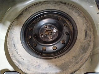 Used 2013 Maruti Suzuki Swift Dzire VXI Petrol Manual tyres SPARE TYRE VIEW