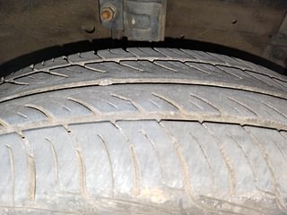 Used 2013 Maruti Suzuki Swift Dzire VXI Petrol Manual tyres RIGHT FRONT TYRE TREAD VIEW
