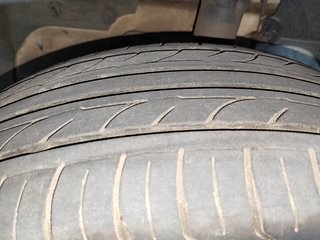 Used 2017 Ford Figo [2015-2019] Trend 1.2 Ti-VCT Petrol Manual tyres LEFT FRONT TYRE TREAD VIEW