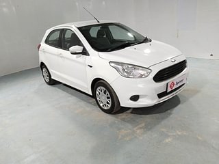 Used 2017 Ford Figo [2015-2019] Trend 1.2 Ti-VCT Petrol Manual exterior RIGHT FRONT CORNER VIEW