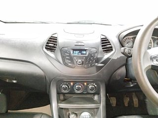 Used 2017 Ford Figo [2015-2019] Trend 1.2 Ti-VCT Petrol Manual interior MUSIC SYSTEM & AC CONTROL VIEW