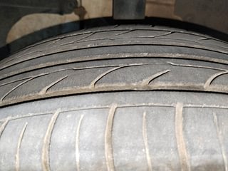 Used 2017 Ford Figo [2015-2019] Trend 1.2 Ti-VCT Petrol Manual tyres RIGHT FRONT TYRE TREAD VIEW