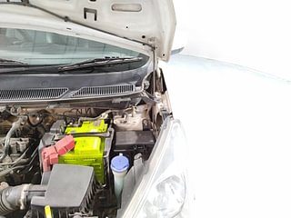 Used 2017 Ford Figo [2015-2019] Trend 1.2 Ti-VCT Petrol Manual engine ENGINE LEFT SIDE HINGE & APRON VIEW