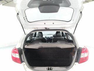Used 2017 Ford Figo [2015-2019] Trend 1.2 Ti-VCT Petrol Manual interior DICKY INSIDE VIEW