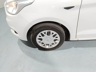 Used 2017 Ford Figo [2015-2019] Trend 1.2 Ti-VCT Petrol Manual tyres LEFT FRONT TYRE RIM VIEW