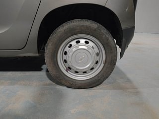 Used 2016 Mahindra KUV100 [2015-2017] K2 6 STR Petrol Manual tyres LEFT REAR TYRE RIM VIEW