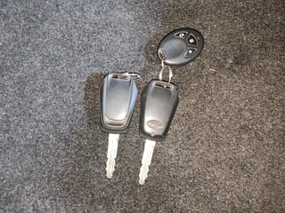 Used 2016 Mahindra KUV100 [2015-2017] K2 6 STR Petrol Manual extra CAR KEY VIEW