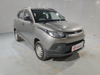 Used 2016 Mahindra KUV100 [2015-2017] K2 6 STR Petrol Manual exterior RIGHT FRONT CORNER VIEW