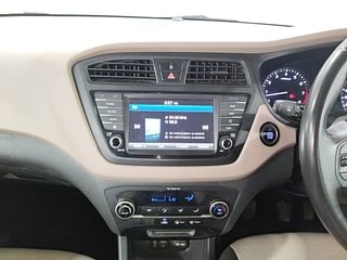 Used 2015 Hyundai Elite i20 [2014-2018] Asta 1.2 (O) Petrol Manual interior MUSIC SYSTEM & AC CONTROL VIEW