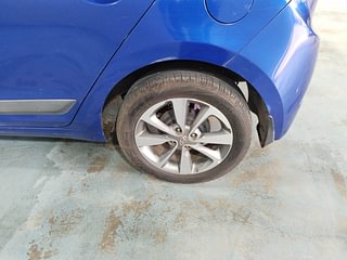 Used 2015 Hyundai Elite i20 [2014-2018] Asta 1.2 (O) Petrol Manual tyres LEFT REAR TYRE RIM VIEW
