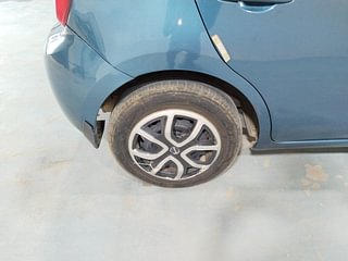 Used 2017 Nissan Micra [2013-2020] XL CVT Petrol Automatic tyres RIGHT REAR TYRE RIM VIEW