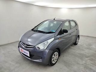 Used 2018 Hyundai Eon [2011-2018] Magna + Petrol Manual exterior LEFT FRONT CORNER VIEW