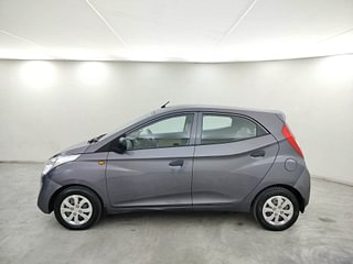 Used 2018 Hyundai Eon [2011-2018] Magna + Petrol Manual exterior LEFT SIDE VIEW