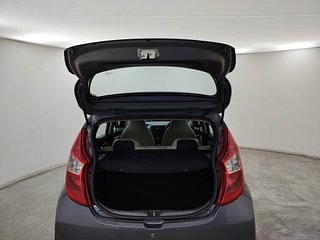 Used 2018 Hyundai Eon [2011-2018] Magna + Petrol Manual interior DICKY DOOR OPEN VIEW