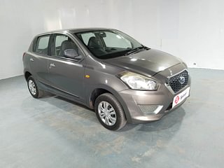 Used 2017 Datsun GO [2014-2019] T Petrol Manual exterior RIGHT FRONT CORNER VIEW