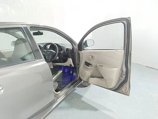 Used 2017 Datsun GO [2014-2019] T Petrol Manual interior RIGHT FRONT DOOR OPEN VIEW