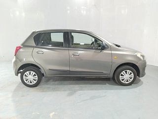 Used 2017 Datsun GO [2014-2019] T Petrol Manual exterior RIGHT SIDE VIEW