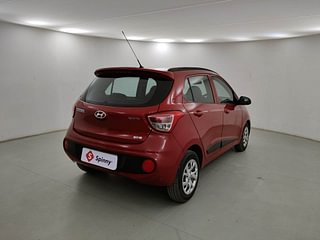 Used 2019 Hyundai Grand i10 [2017-2020] Sportz 1.2 Kappa VTVT Petrol Manual exterior RIGHT REAR CORNER VIEW