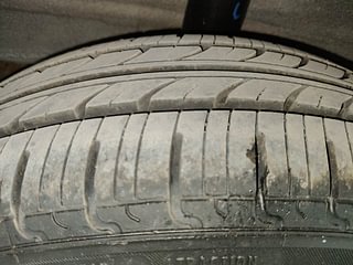 Used 2019 Hyundai New Santro 1.1 Sportz MT Petrol Manual tyres RIGHT REAR TYRE TREAD VIEW