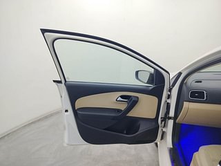 Used 2016 Volkswagen Polo [2015-2019] Highline1.2L (P) Petrol Manual interior LEFT FRONT DOOR OPEN VIEW