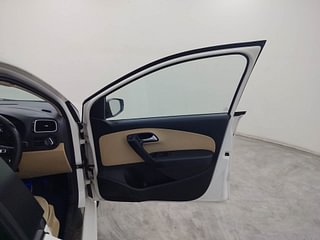 Used 2016 Volkswagen Polo [2015-2019] Highline1.2L (P) Petrol Manual interior RIGHT FRONT DOOR OPEN VIEW