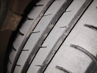 Used 2013 Maruti Suzuki Alto 800 Lxi Petrol Manual tyres LEFT FRONT TYRE TREAD VIEW