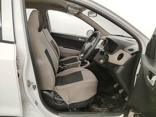 Used 2019 Hyundai Grand i10 Sportz 1.2 Kappa VTVT Petrol Manual interior RIGHT SIDE FRONT DOOR CABIN VIEW