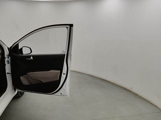 Used 2019 Hyundai Grand i10 Sportz 1.2 Kappa VTVT Petrol Manual interior RIGHT FRONT DOOR OPEN VIEW