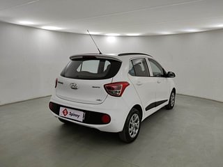 Used 2019 Hyundai Grand i10 Sportz 1.2 Kappa VTVT Petrol Manual exterior RIGHT REAR CORNER VIEW