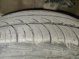 Used 2012 Hyundai i10 magna 1.1 Petrol Manual tyres LEFT FRONT TYRE TREAD VIEW