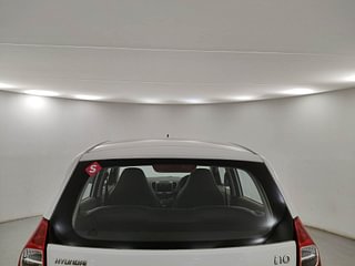 Used 2012 Hyundai i10 magna 1.1 Petrol Manual exterior BACK WINDSHIELD VIEW