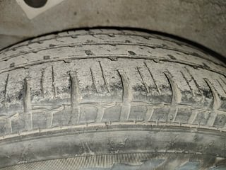 Used 2012 Hyundai i10 magna 1.1 Petrol Manual tyres RIGHT REAR TYRE TREAD VIEW