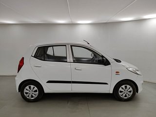 Used 2012 Hyundai i10 magna 1.1 Petrol Manual exterior RIGHT SIDE VIEW