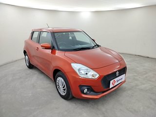 Used 2019 Maruti Suzuki Swift [2017-2021] VXI AMT Petrol Automatic exterior RIGHT FRONT CORNER VIEW