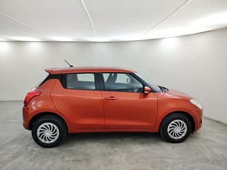 Used 2019 Maruti Suzuki Swift [2017-2021] VXI AMT Petrol Automatic exterior RIGHT SIDE VIEW